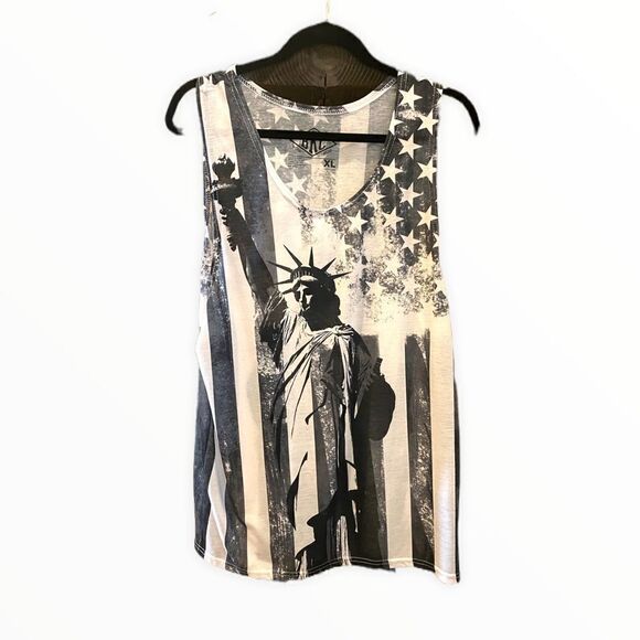 Statue of Liberty Sleeveless tank  lightweight design on both front & back - Picture 1 of 12
